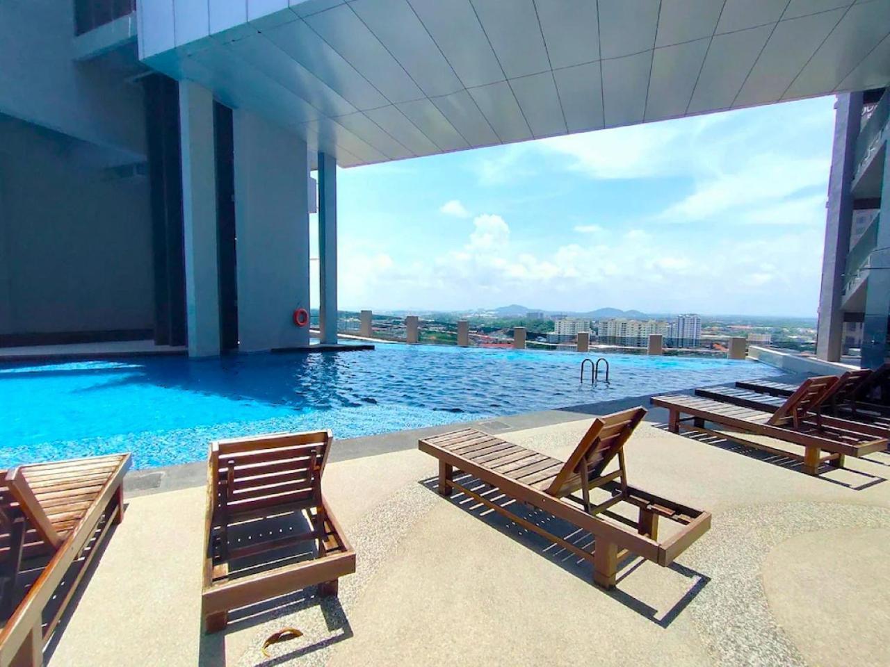 Imperio Residence Melaka Malacca Exterior foto